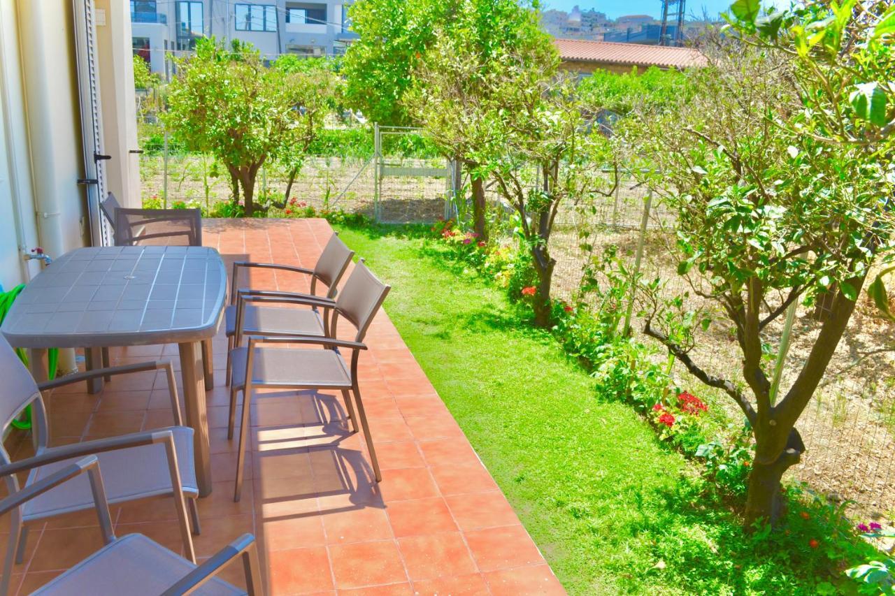 Giorgos Large Size Apartments -Family Friendly With Free Parking And Yard Views Heraklion  ภายนอก รูปภาพ
